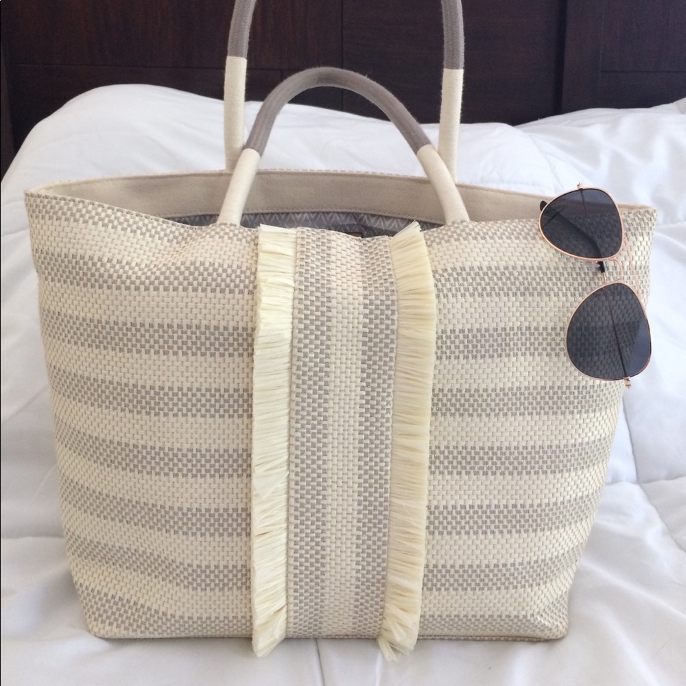 Stella & Dot Cay Tote
